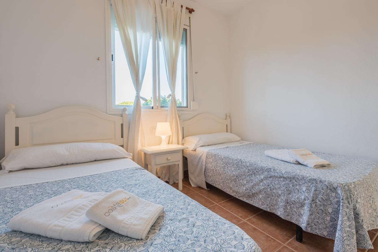 Apartamento Mijares Chiclana de la Frontera Buitenkant foto